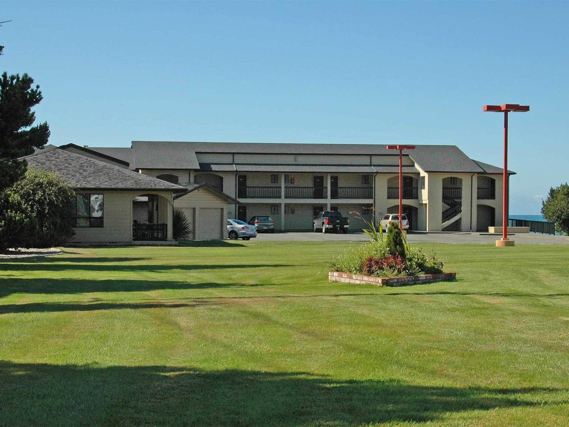 Gold Beach Inn Exterior photo